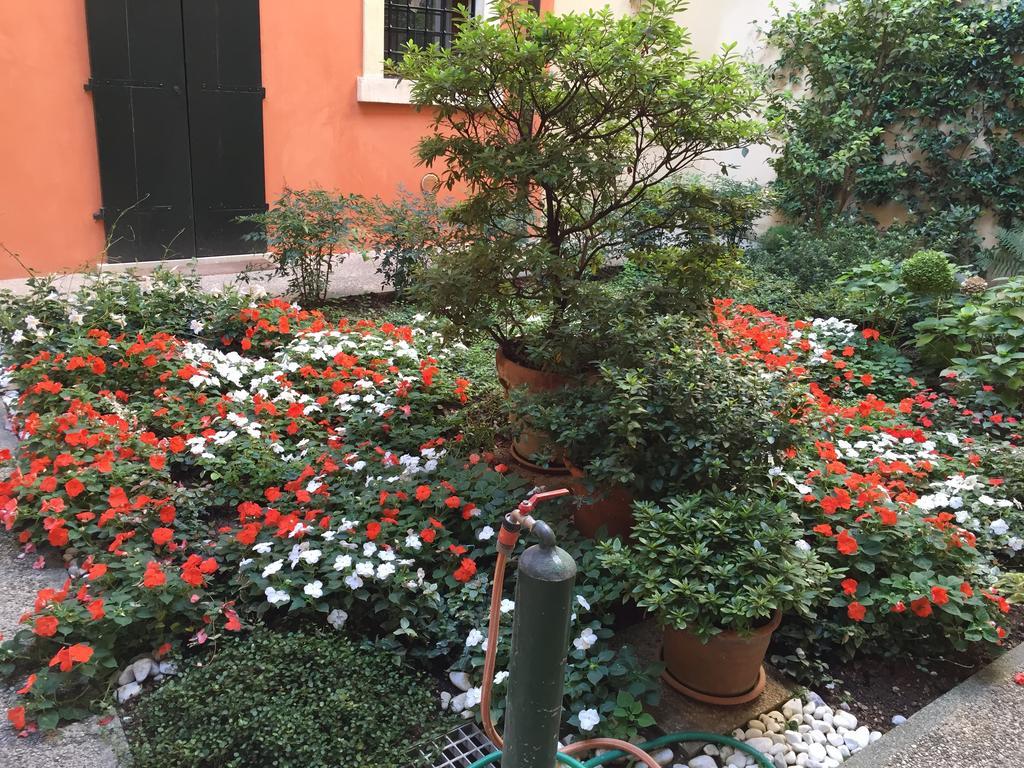 L'Angolino Nascosto Verona Exteriör bild